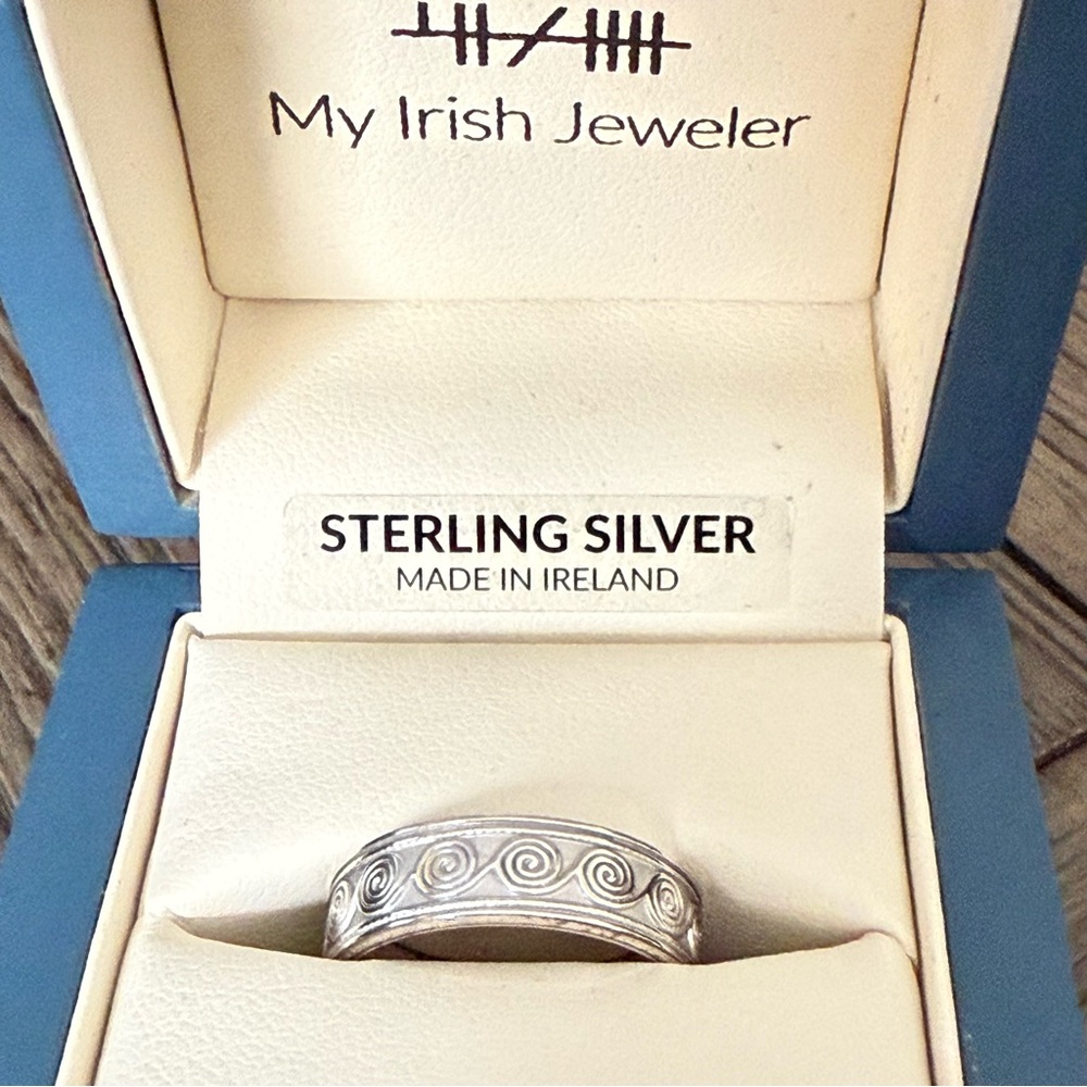 NIB My Irish Jeweler Celtic Swirls Sterling Silver Ring with Gift Box - Size 7